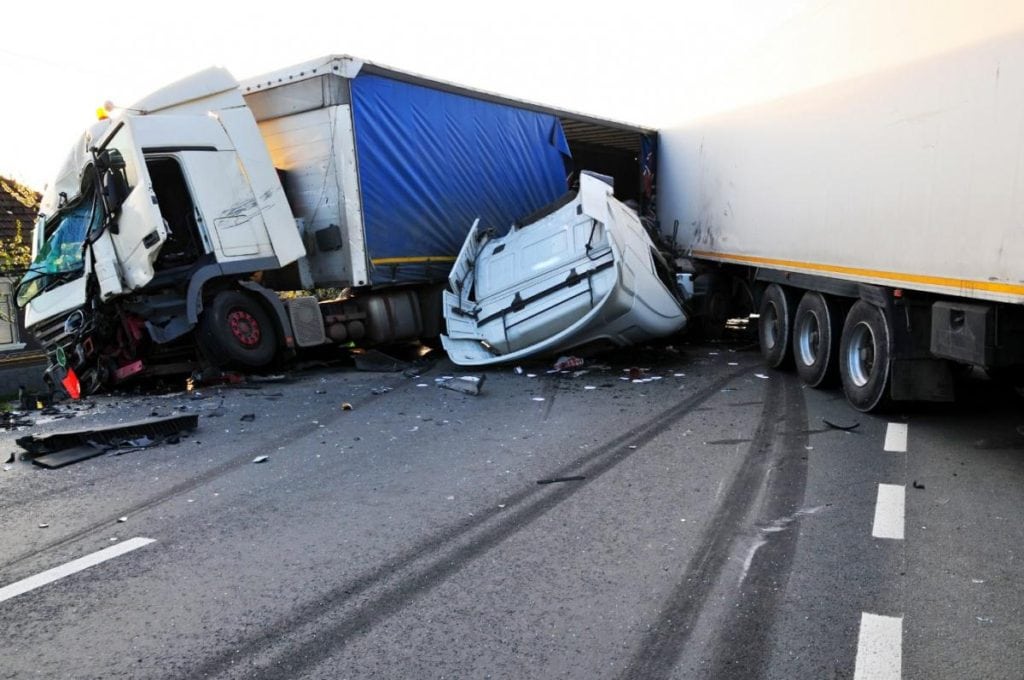 Truck-Accidents_Paralysis.jpg